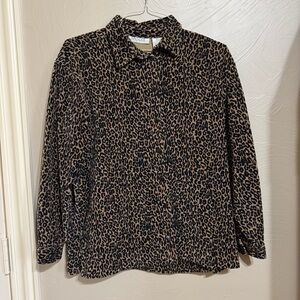 Epogee Women’s Leopard Print Button-Front Shirt